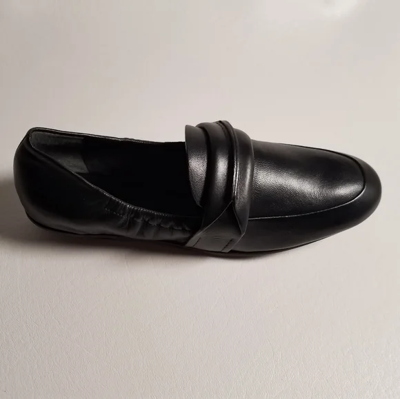Mercedes Castillo Leather Shoes